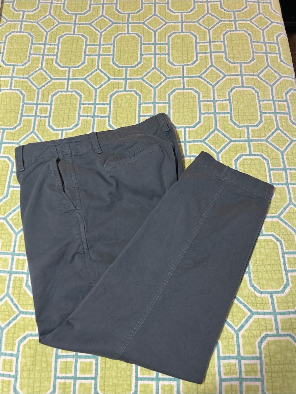 Gap Chinos